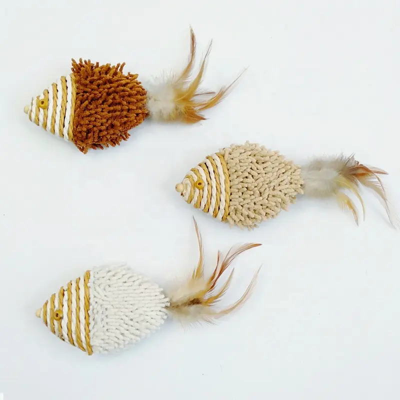 High Quality Lovely Fish Sisal Cord Velour Cat Toys With Genuine Feather