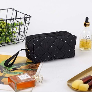 <b>Makeup</b> Bag Black Quilted Design Dustproof Multipurpose Storage Cosmetic <b>Case</b> for Bedroom Desktop Organization - Product Image 1