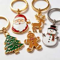 Porte-clés de Noël vintage en alliage de zinc de haute qualité, motif dessin animé, logo personnalisé, émail léger, pour cadeaux de fin d'année et accessoires de vente au détail