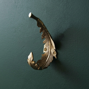 Decorative Vintage Metal Feather <b>Wall</b> <b>Hook</b> Metal Rust Resistant Decorative Coat Hanger for <b>Wall</b> or Door Mounting - Product Image 1