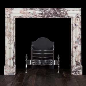 Cornice per Caminetto in Marmo Personalizzata, Decorazione Interna in Marmo Italiano Calacatta Viola - Product Image 4