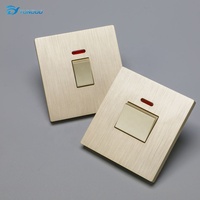 Interruptores de Luz de Pared Eléctricos con Control Táctil Cuadrado, Estilo Moderno Dorado, Estándar del Reino Unido 16A, con Indicador LED para Decoración del Hogar