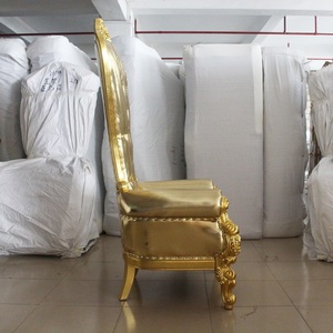 เก้าอี้บัลลังก์กำมะหยี่สีแดงสำหรับพระราชาและพระราชินี นั่งสบายเป็นพิเศษสำหรับเจ้าบ่าวเจ้าสาว ผลิตในอินโดนีเซีย - Product Image 4