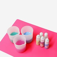 Feuille de silicone de style classique pour l'artisanat, les arts des ongles, la peinture, la résine, les bijoux, la protection des comptoirs, le dessous de plat, le coussin