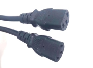 Cordon <span class=keywords><strong>d</strong></span>'extension répartiteur en Y 10A 250V, branche C14 vers double IEC C13, pour alimentation CA <span class=keywords><strong>d</strong></span>'ordinateurs, PDU, serveurs, onduleurs - Product Image 4