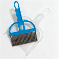 Mini balayette et pelle en plastique PET avec brosse métallique pour le nettoyage du clavier, du bureau, et du véhicule, avec manche pour le lavage et le nettoyage de la voiture