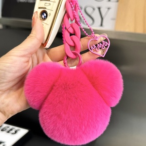 Porte-clés léger pour voiture, pendentif fait main en forme de cœur, design panda rouge, pour décoration de <span class=keywords><strong>sac</strong></span> à <span class=keywords><strong>dos</strong></span> et cadeau d'anniversaire - Product Image 2