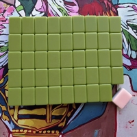 En stock – Nouveau jeu de mahjong portable de luxe en bambou à 3 couches, en acrylique vert, gravé, pour le voyage et le divertissement américain