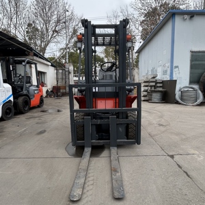 מלגזה דיזל Heli K15 1.5 טון, 3 מטרים, מנוע קואנצ'אי, שעות עבודה נמוכות, קטגוריית מוצר: מלגזות בעלות מנוע בעירה פנימית - Product Image 4