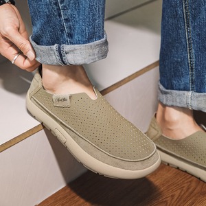 2026 Spring New Style Durable Casual Shoes Men Soft Soled Shoes Simple Style Breathable Design Comfortable - Product Image 3