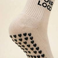Chaussettes de Pilates personnalisées antidérapantes en coton côtelé, chaussettes de yoga avec motif de semelle et logo personnalisables, chaussettes de studio de barre antidérapantes