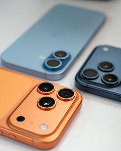 2025年热销 iOS 系统手机 17 5G 智能手机 美国品牌原装无锁二手手机 17 - Product Image 2