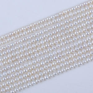 Perles de Keshi d'eau douce blanches naturelles 3,5-4/4-4,5 mm AK rondes semi-finies pour collier de bricolage en gros - Product Image 3
