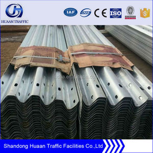 Q235 Q355 مخصصة الدرابزين المموج سعر المصنع مباشرة EN1317 aasht الحرس القضبان الحرس المجلفن الحواجز المرور الصلب - Product Image 6