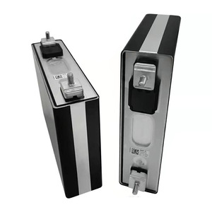 จัดส่งฟรีไปยังสหภาพยุโรป สหรัฐอเมริกา แบตเตอรี่ลิเธียมทรงเหลี่ยม Samsung SDI94 Li-<span class=keywords><strong>Ion</strong></span> 3.7V 94AH NMC NCM - Product Image 1