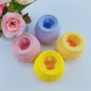 Regalos Promocionales: Juguete Antiestrés de TPR con Forma de Jaula de Pollo, Lindo y Divertido para Niños y Niñas - Product Image 4