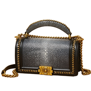 2025ใหม่กระเป๋าสะพายข้างสุดหรูสำหรับผู้หญิงกระเป๋าสะพายไหล่แบบพกพามีสายโซ่หนังแท้มือ<span class=keywords><strong>สอง</strong></span>ของผู้หญิง - Product Image 1