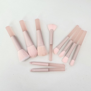 Ensemble de 10 mini-pinceaux de maquillage transparents rose pêche, pinceaux cosmétiques portables pour le maquillage du <span class=keywords><strong>visage</strong></span> et des yeux - Product Image 4