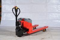 Transpalette Électrique Robuste HZHI, Capacité de Charge de 3 Tonnes, Batterie Lithium-Ion, Fourches Renforcées, Roues Motrices en Polyuréthane pour