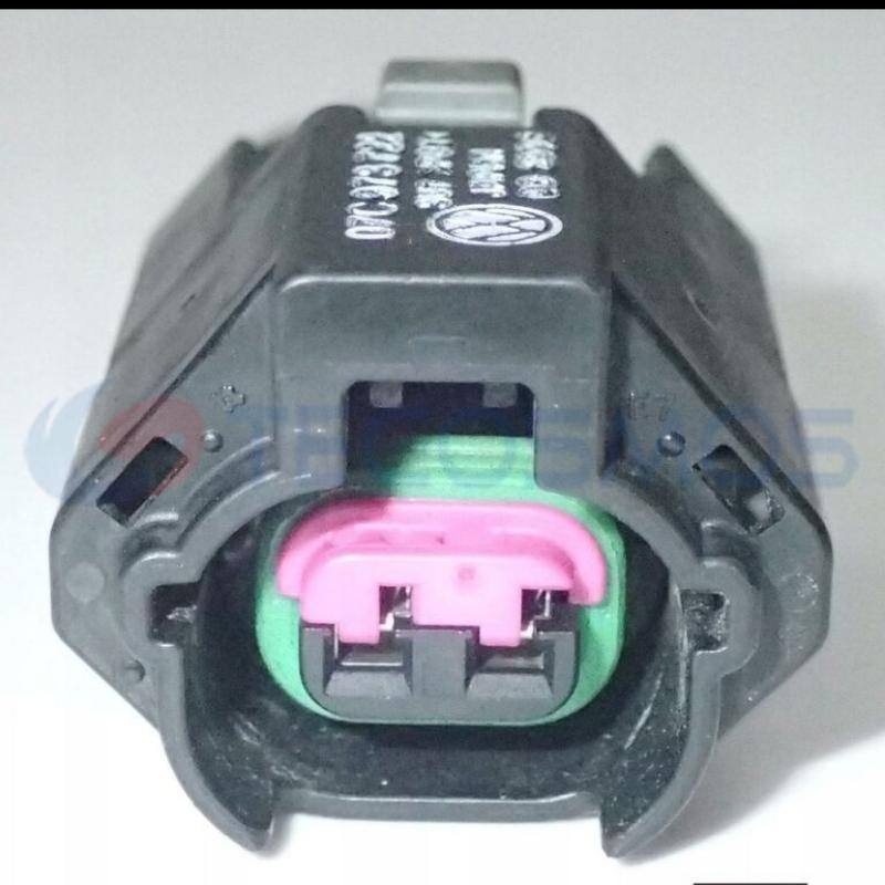 For Volkswagen Car Connector fuel injector 07C973722 2 pins CT2-0047M-6