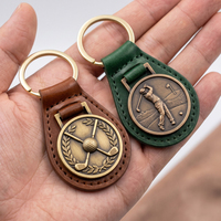 Porte-clés en métal et cuir personnalisés de qualité supérieure, en forme de sac de golf, avec logo gravé au laser, souvenir de tournoi, cadeau