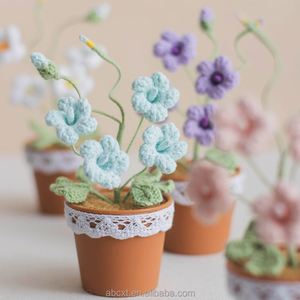 Decoración para Auto, Flor de Fresia Tejida a Mano, Planta en Maceta de Crochet Hecha a Mano - Product Image 2