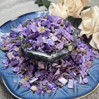 Vente en gros de graviers de guérison en cristal de dragon violet pierre de charoite pour la décoration