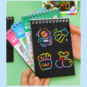 Cartes de papier à gratter magique arc-<span class=keywords><strong>en</strong></span>-ciel pour enfants, 10 feuilles, pour peinture DIY, <span class=keywords><strong>dessin</strong></span> et graffiti - Product Image 2