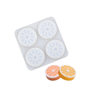 <span class=keywords><strong>Moule</strong></span> en <span class=keywords><strong>silicone</strong></span> de qualité alimentaire résistant à la chaleur, <span class=keywords><strong>moule</strong></span> à <span class=keywords><strong>4</strong></span> cavités en forme de tranches de citron pour la cuisson, la gelée, le pudding et la décoration de gâteaux - Product Image 1