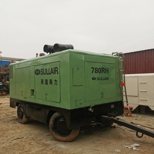 <span class=keywords><strong>Sullair</strong></span> 780rh Cummins Engine <span class=keywords><strong>Compresseur</strong></span> d'air à vis pour puits d'eau remorquable <span class=keywords><strong>Compresseur</strong></span> diesel 20bar pour le forage de puits de forage - Product Image 1