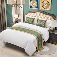 Chemins de lit et oreillers assortis colorés personnalisés grande taille étoiles lit d'hôtel jetés écharpe impression polyester chemin de lit vente en gros