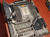 CPU Threadripper 3960X 3.8GHz 64-Bit Bekas + Motherboard Gigabyte TRX40 Aorus Pro WiFi Soket STRX4 untuk Virtualisasi Server