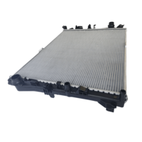 Radiateur du système de refroidissement de la voiture pour Mercedes Benz W205 C205 C63 OEM 0995005000 Radiateur en aluminium