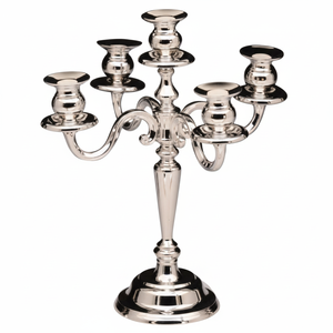 Candélabre vintage en métal argenté pour salle à manger formelle ou accessoire décoratif de célébration aux chandelles à la maison - Product Image 1