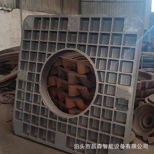 Piezas Fundidas de Hierro Dúctil, Carcasa Mecánica Mecanizada con Tratamiento de Superficie Pulido para Uso Industrial - Product Image 2