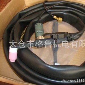 Antorcha de Soldadura TIG WP 24w Refrigerada por Aire con Encendido Eléctrico para Soldadura en Áreas Estrechas - Product Image 1