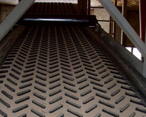 Özel Chevron desen oluk yüzey konveyör bant - Product Image 6