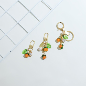 Newly Arrived Glass Persimmon Pendant Fruit Keychain Creative Crystal Fruit Glass Keychains for Gift Pendant