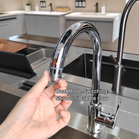 Robinet de cuisine classique moderne à poignée unique en céramique plaquée, en acier inoxydable, rotation à 360 degrés, montage latéral sur comptoir, eau chaude/froide
