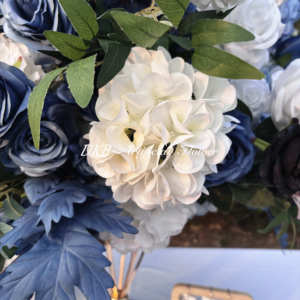Centrotavola di Fiori Artificiali Realistici Personalizzati <span class=keywords><strong>Blu</strong></span> e Bianchi per Decorazioni Matrimoniali ed Eventi - Product Image 5