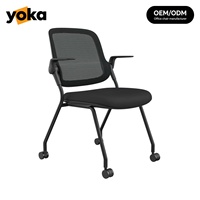 Chaise de formation moderne, directement de l'usine, chaise de bureau confortable à dossier en maille avec accoudoirs fixes pour salles de réunion et de formation