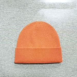 2025 New in Stock Fashion Knitted <b>Hat</b> Seamless Beanie <b>Hat</b> Winter Warm <b>Hat</b> <b>for</b> Men Women - Product Image 3
