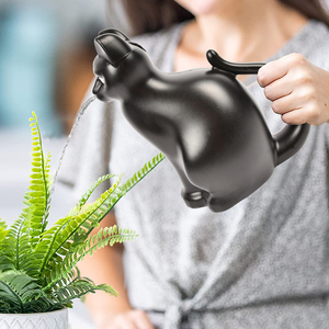 Esschert Design 3.2L Black cat pinguini HDPE plastica riciclabile giardino personalizzato piccolo annaffiatoio indoor per <span class=keywords><strong>piante</strong></span> - Product Image 2