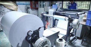 Sẵn Sàng Để Tàu Jumbo Giấy Nhiệt Cuộn Cho Thẻ Tín Dụng Máy Chất Lượng Cao Giấy Nhiệt Nhà Sản Xuất - Product Image 4