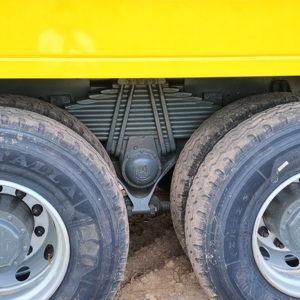 Camión Volquete HOWO 6x4 Reacondicionado, Volante a la Derecha, Motor de 371HP Reacondicionado, Cabina HW76 con Aire Acondicionado, Batería y Tanque de Combustible Nuevos, para Proyecto de Carreteras en <span class=keywords><strong>Kenia</strong></span> - Product Image 5