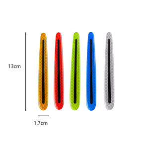 Adesivi Protettivi Riflettenti in Fibra di <span class=keywords><strong>Carbonio</strong></span> per Maniglie <span class=keywords><strong>Auto</strong></span> Universali - Product Image 3