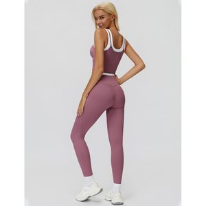 Ensemble de sport deux pièces pour femme : Crop top dos nageur et leggings taille haute, tenue de gym et yoga sans coutures avec bordure contrastante - Product Image 4
