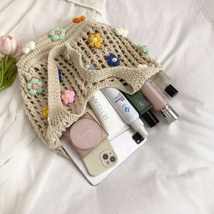 Bolso de Playa de Verano Tejido Calado Estilo Bohemio, Bolso de Hombro Tipo Tote para Mujer con Flores - Product Image 4