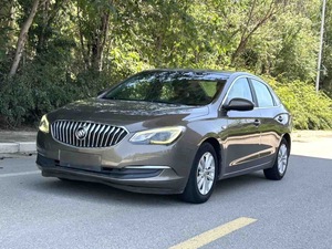 Buick Excelle 15N 2015, berline compacte automatique 6 vitesses, conduite à gauche, couleur foncée, très bien entretenue, véhicule d'<span class=keywords><strong>occasion</strong></span> pour les acheteurs étrangers - Product Image 1