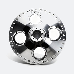 Высокопрочный многофункциональный фланец со ступенчатой втулкой из легированной стали для промышленной передачи мощности, точность +/-0.01 мм - Product Image 2